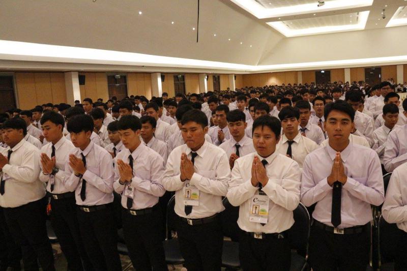 2. พิธีไหว้ครู ประจำปีการศึกษา 2560
