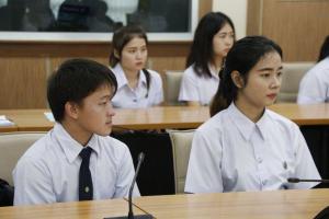10. คณะกรรมการเหล่ากาชาด ตรวจเยี่ยมนักศึกษาทุนในพระราชานุเคราะห์ฯ