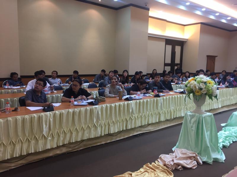 2. ประชุมเตรียมงานรับพระราชทานปริญญาบัตร ประจำปี 2560