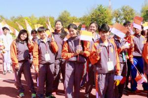 43. รับมอบธงประจำการแข่งขันกีฬามหาวิทยาลัยราชภัฏภาคเหนือ