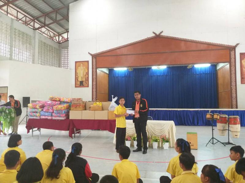 4.  แบ่งปันไออุ่นสู่ชุมชน