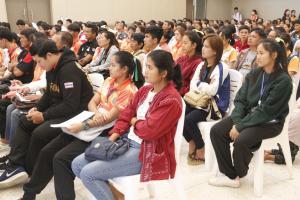 4. ประชุมผู้ปกครองและทำสัญญาผู้กู้ยืมกองทุนเงินให้กู้ยืมเพื่อการศึกษา (กยศ.)