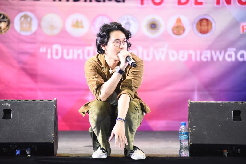 1. กิจกรรมสร้างสุข พี่สอนน้อง โดยศิลปินดารา ในงานเปิดชมรมและศูนย์เพื่อนใจ TO BE NUMBER ONE มหาวิทยาลัยราชภัฎกำแพงเพชร