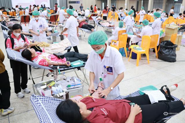 3. ราชภัฏร่วมจิตบริจาคโลหิตต่อชีวิตเพื่อนมนุษย์ ครั้งที่ 12