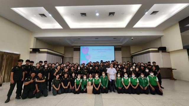 4. การอบรมเชิงปฏิบัติการ เรื่อง CPR การปฐมพยาบาลฟื้นคืนชีพให้ผู้ที่หยุดหายใจ