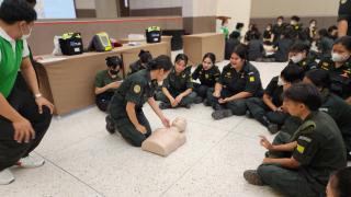 1. การอบรมเชิงปฏิบัติการ เรื่อง CPR การปฐมพยาบาลฟื้นคืนชีพให้ผู้ที่หยุดหายใจ